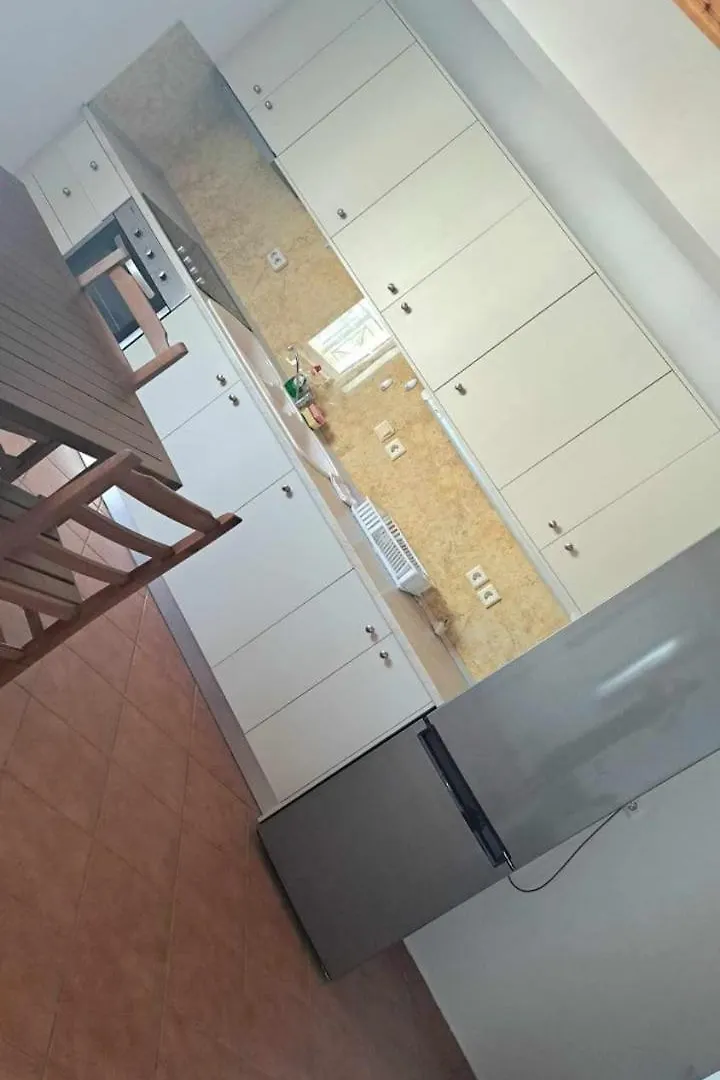 Villa Eleni Himare 0*,