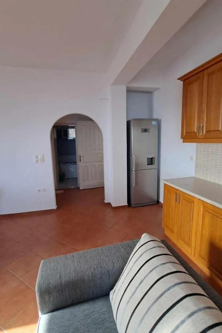 Villa Eleni Himare