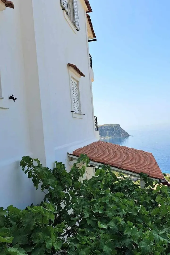 Villa Eleni Himare